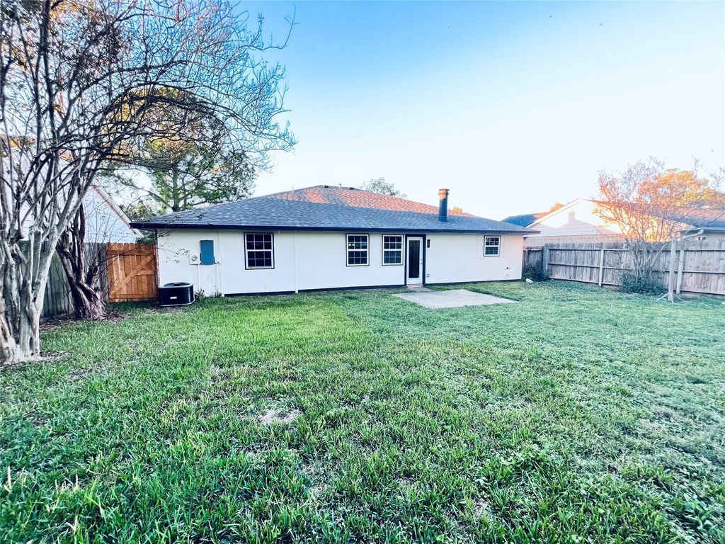 19739 Moonhollow Drive - Photo 23