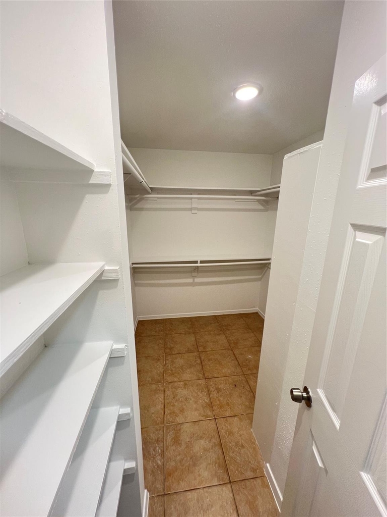 19739 Moonhollow Drive - Photo 13
