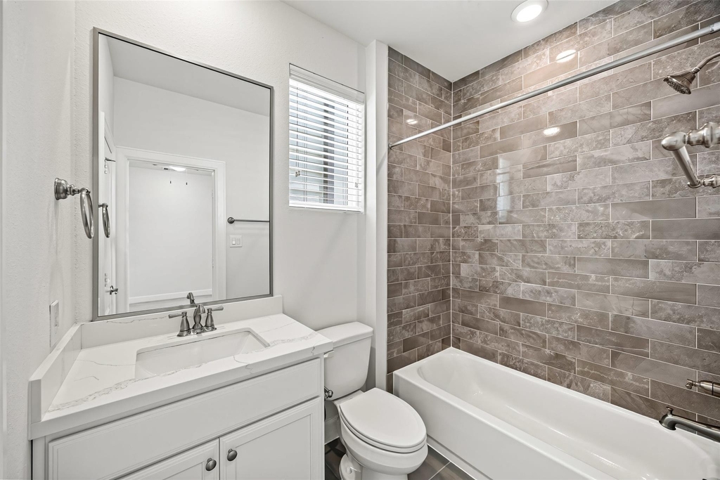 719 Leverkuhn Street - Photo 25