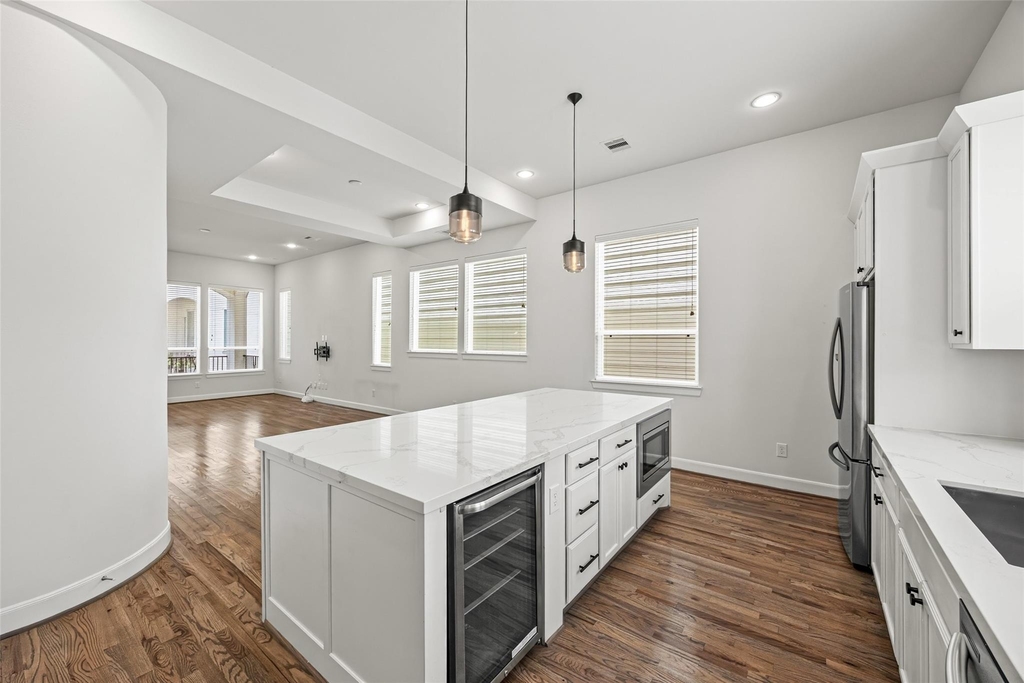 719 Leverkuhn Street - Photo 11