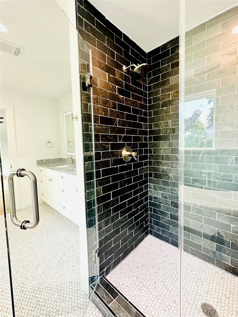 4808 Avenue S - Photo 15