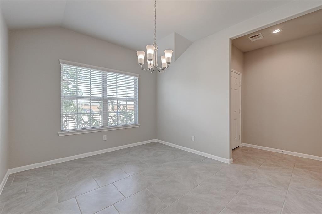 2206 Mirror Ridge Court - Photo 5