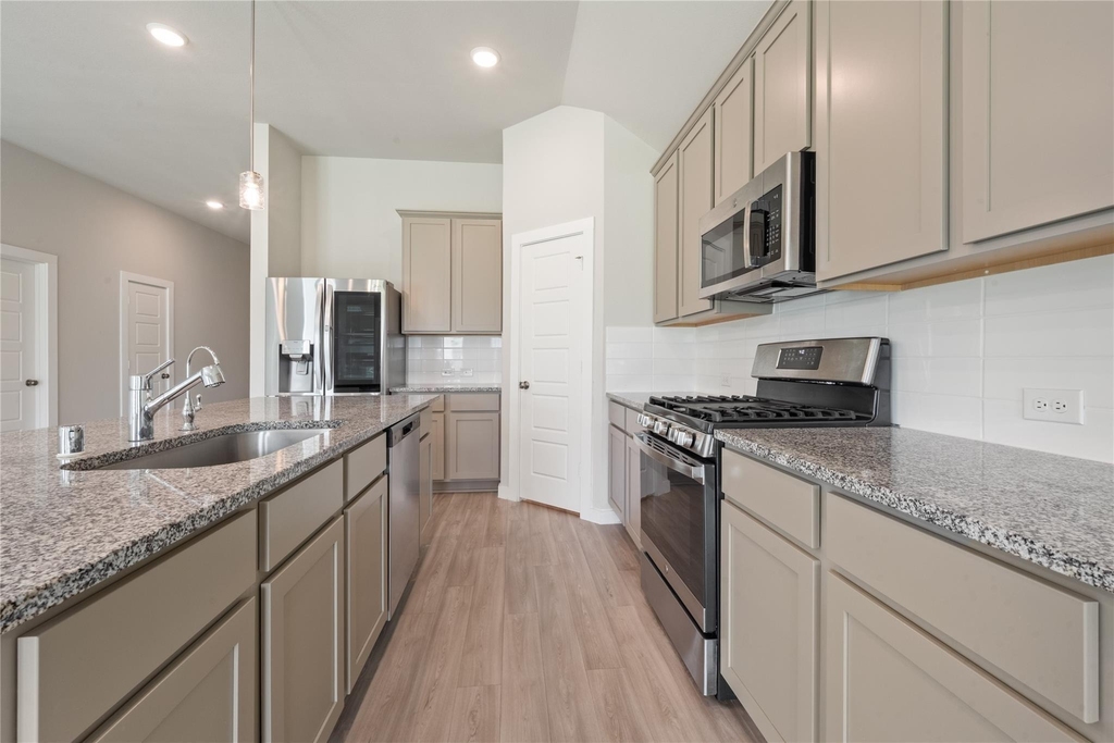 8635 Jetty Glen Drive - Photo 1
