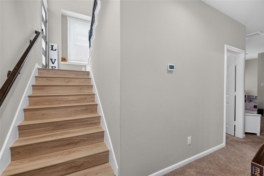 16207 Northern Cardinal Lane - Photo 6