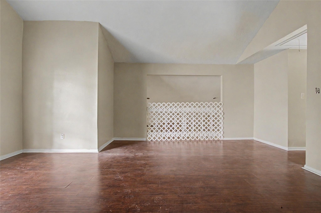 13119 Hollowcreek Park Drive - Photo 16