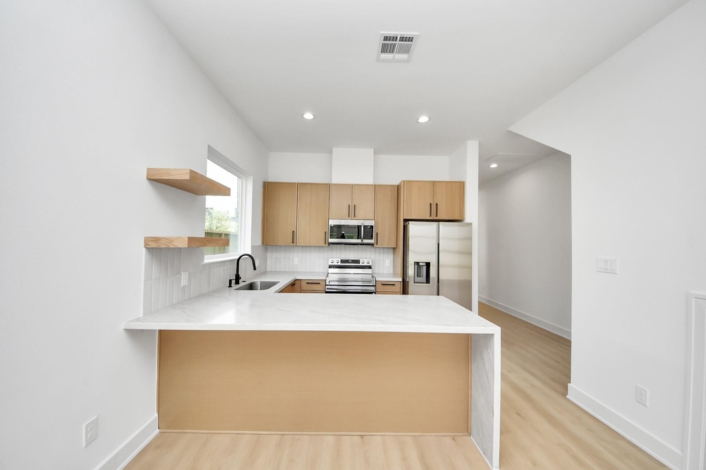 4607 Gunter Street - Photo 7