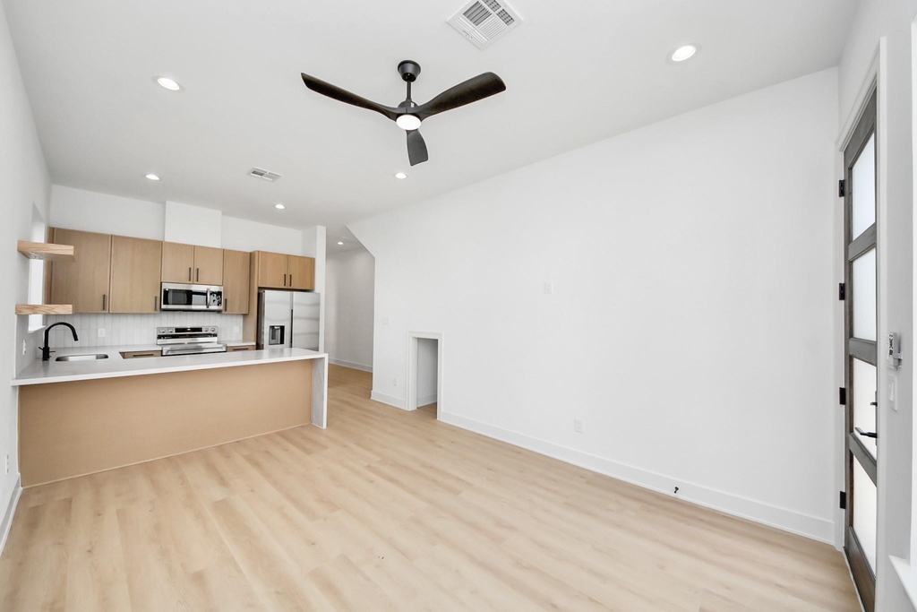 4607 Gunter Street - Photo 5
