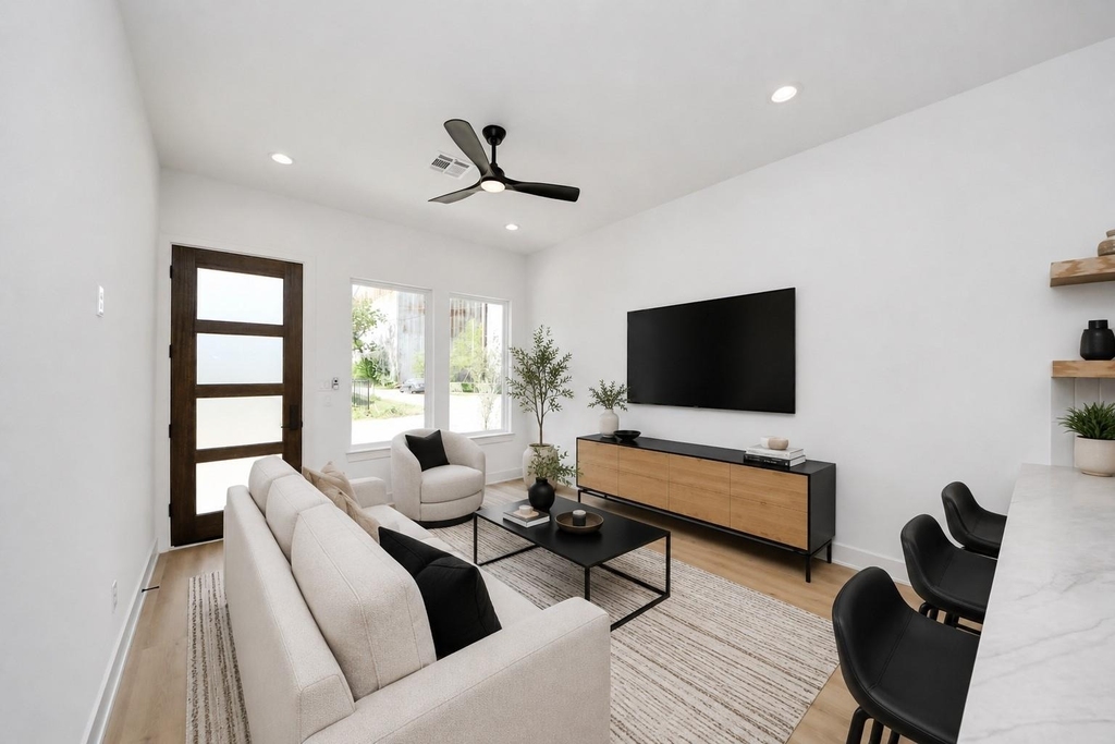 4607 Gunter Street - Photo 3