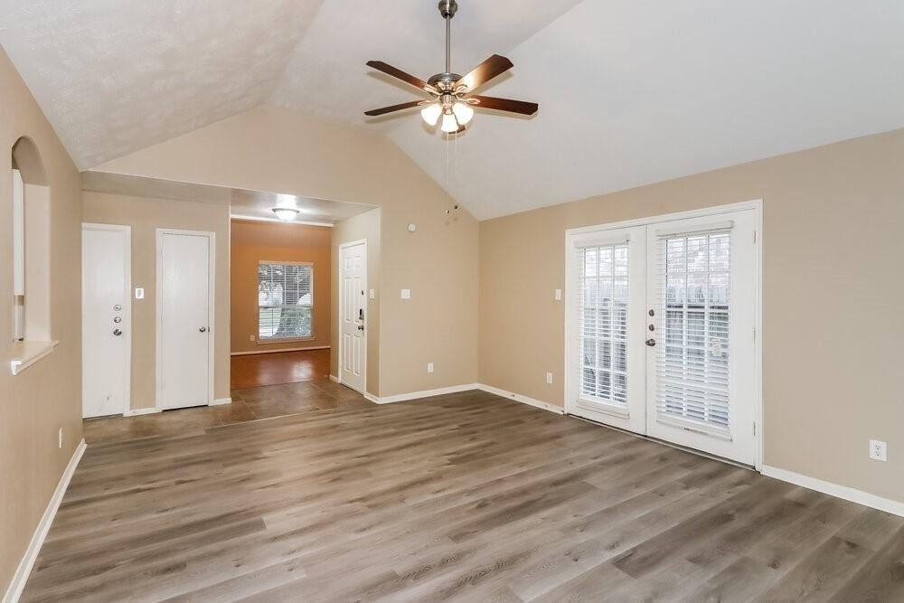 6807 Arrowchase Court - Photo 5