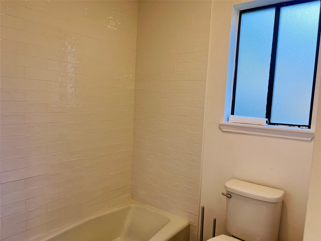 11123 Bandlon Drive - Photo 3