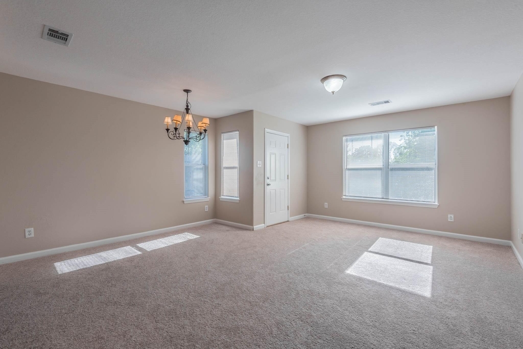 10203 Azalea Village - Photo 8