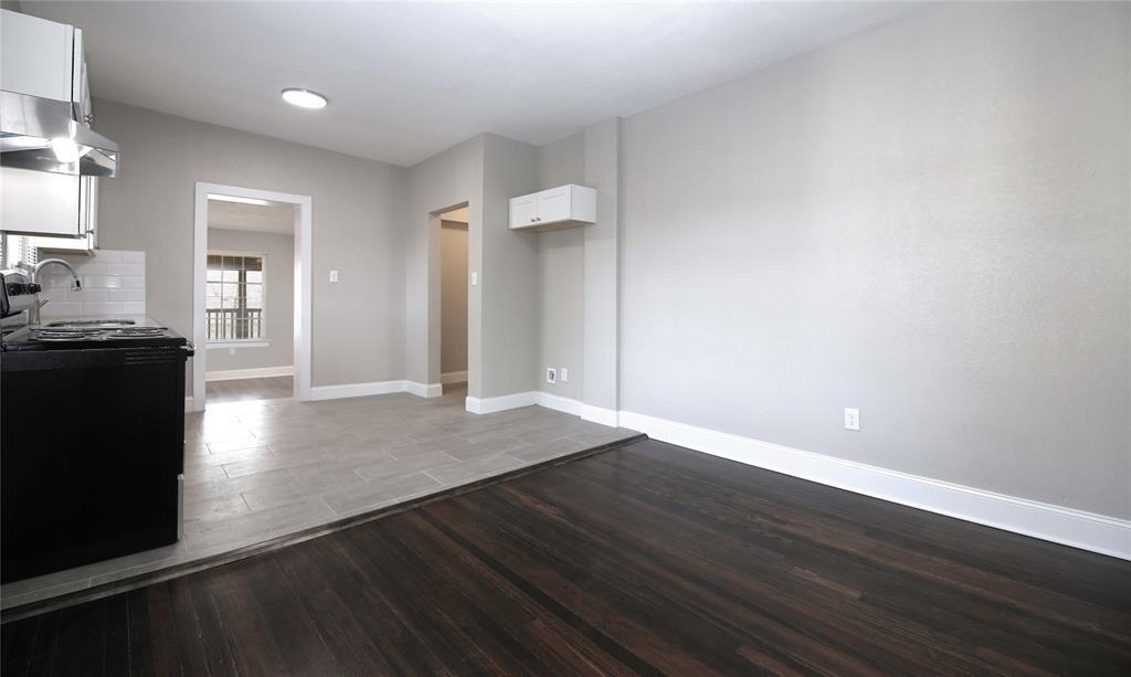 4445 Rusk - Photo 10