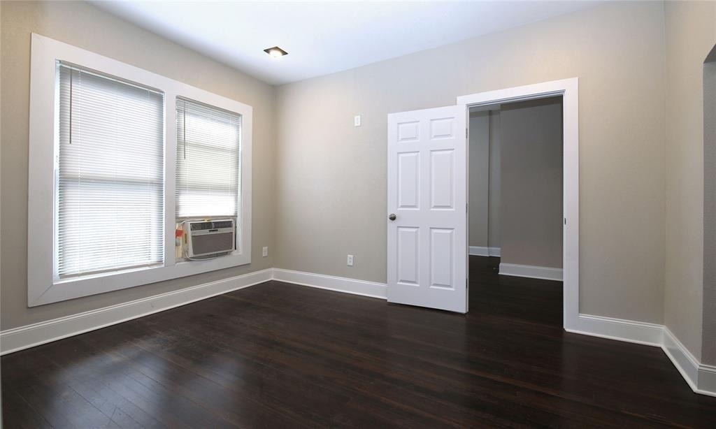 4445 Rusk - Photo 7