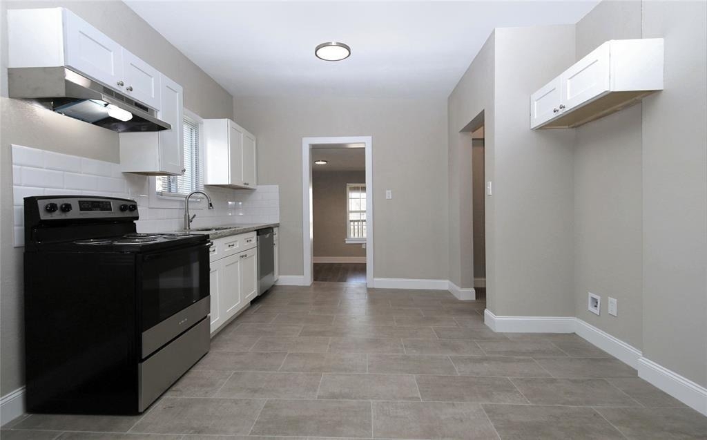 4445 Rusk - Photo 11