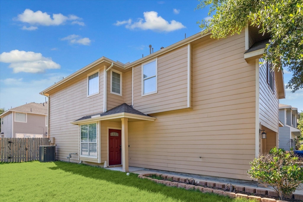 14307 Mirkwood Lane - Photo 0