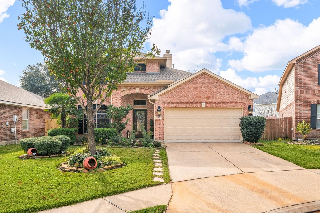 24647 Hampton Lakes Drive - Photo 0