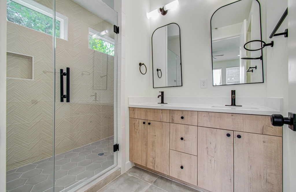 1308 Tarley Street - Photo 15