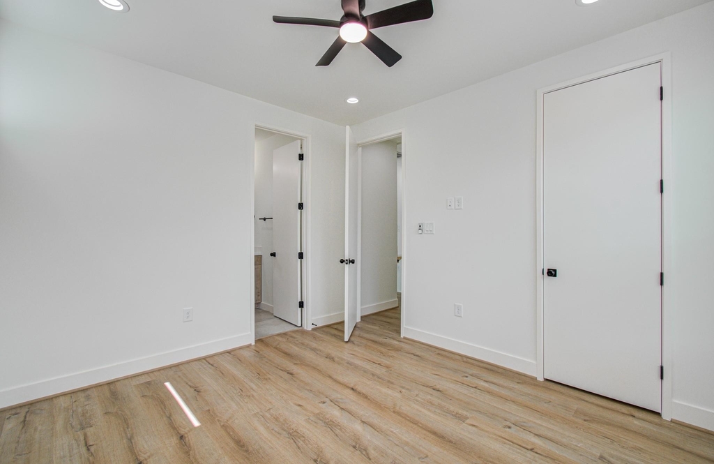 1308 Tarley Street - Photo 14