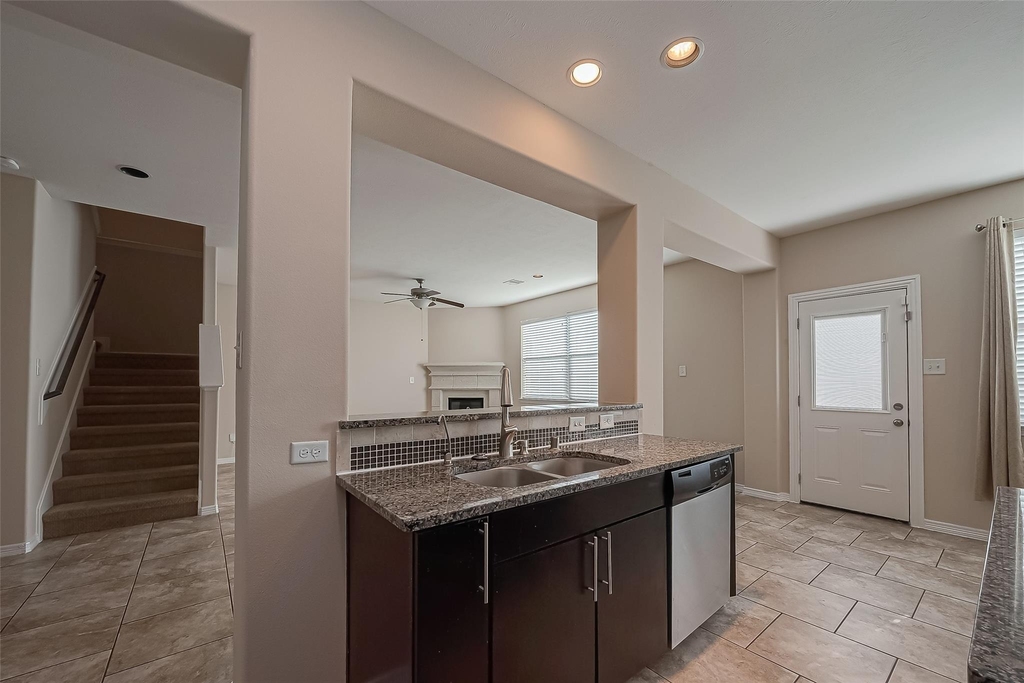 15923 Eldora Springs Court - Photo 14