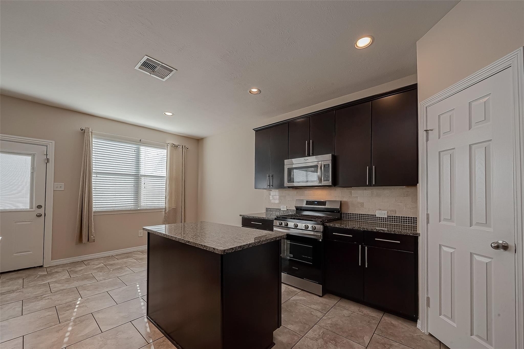 15923 Eldora Springs Court - Photo 13