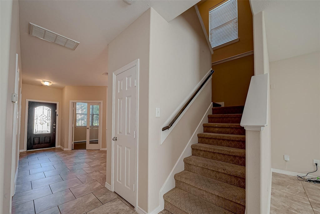 15923 Eldora Springs Court - Photo 11