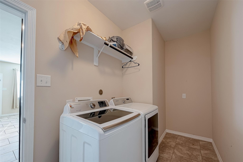 15923 Eldora Springs Court - Photo 12