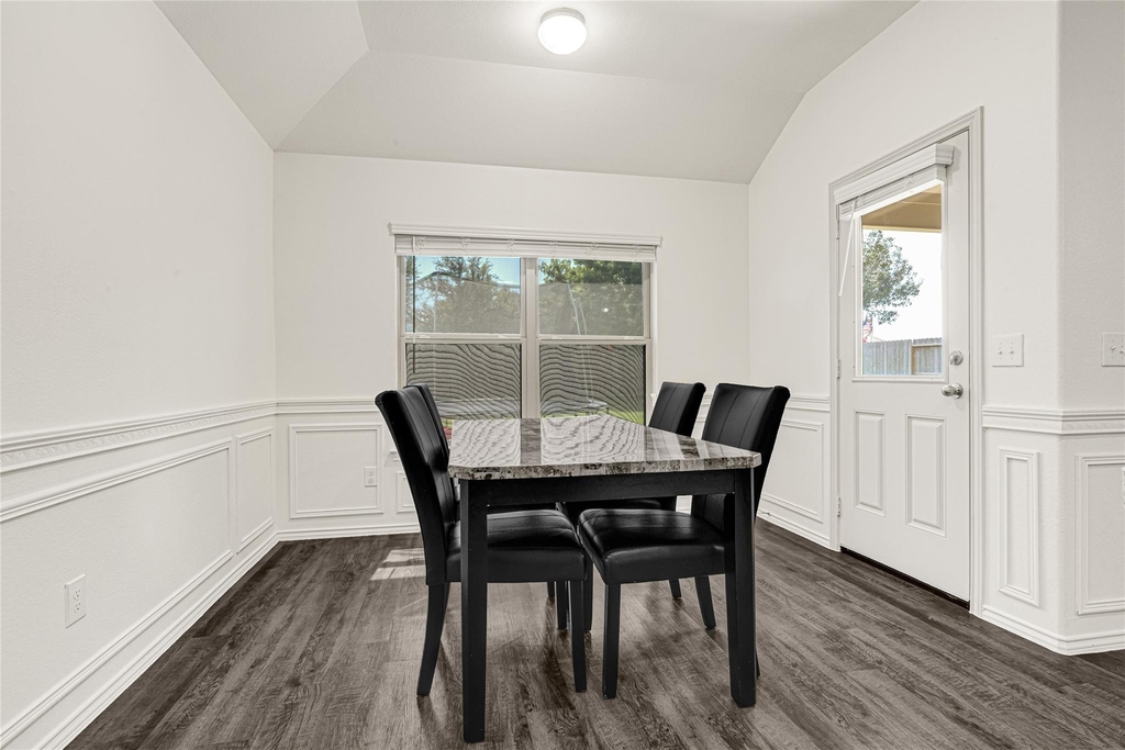 3022 Sandpiper Drive - Photo 4