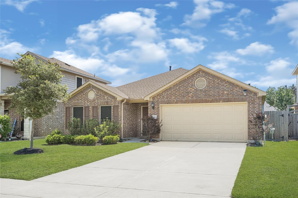 3022 Sandpiper Drive - Photo 0