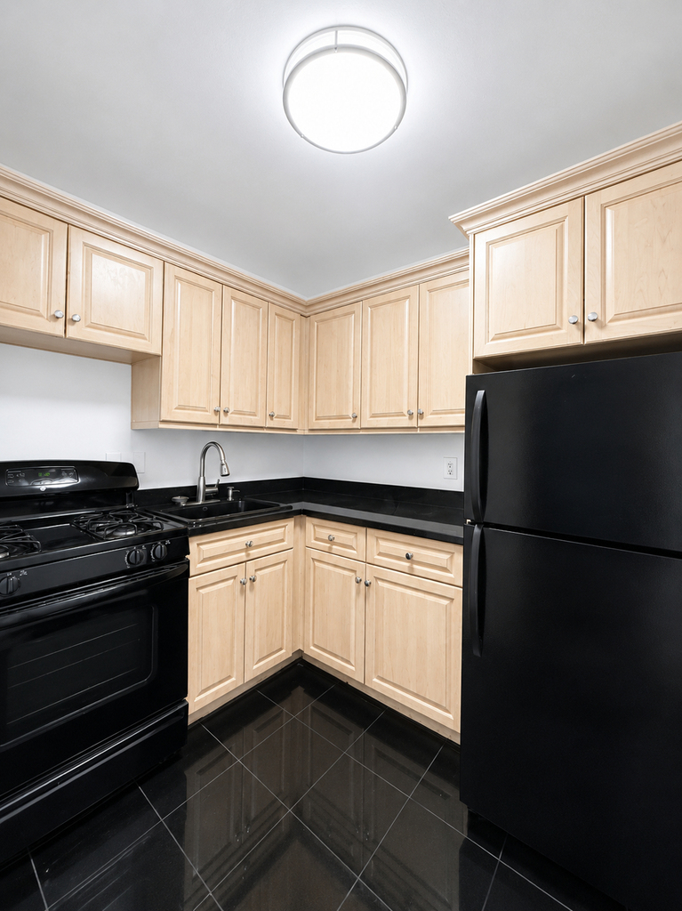 8th ave/ West 45th Street - Photo 2