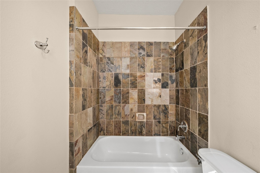 1331 W 21st Street - Photo 9