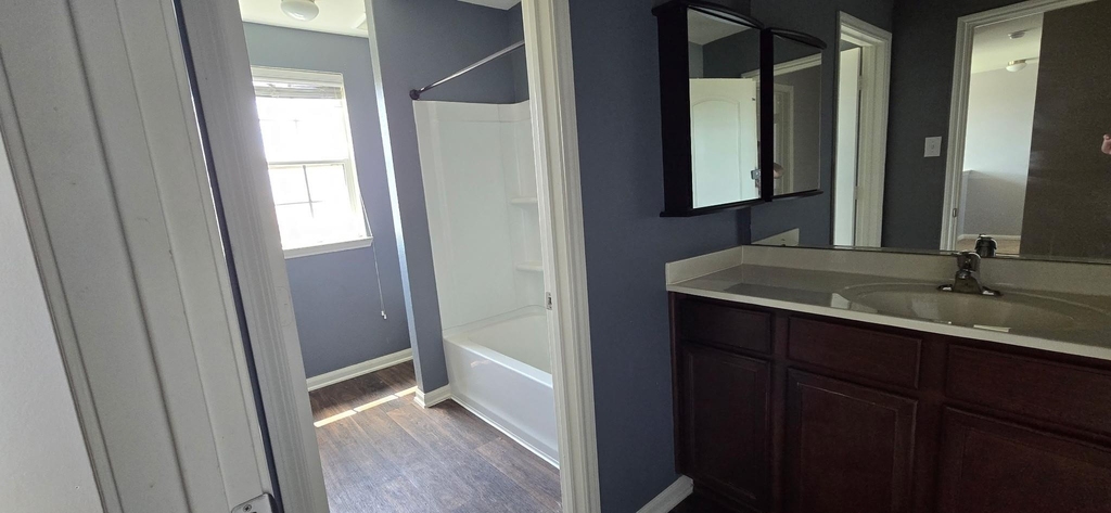 2318 Oyster Bay Avenue - Photo 11