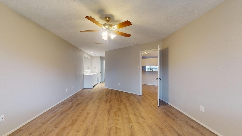 2331 Barrington Place - Photo 22