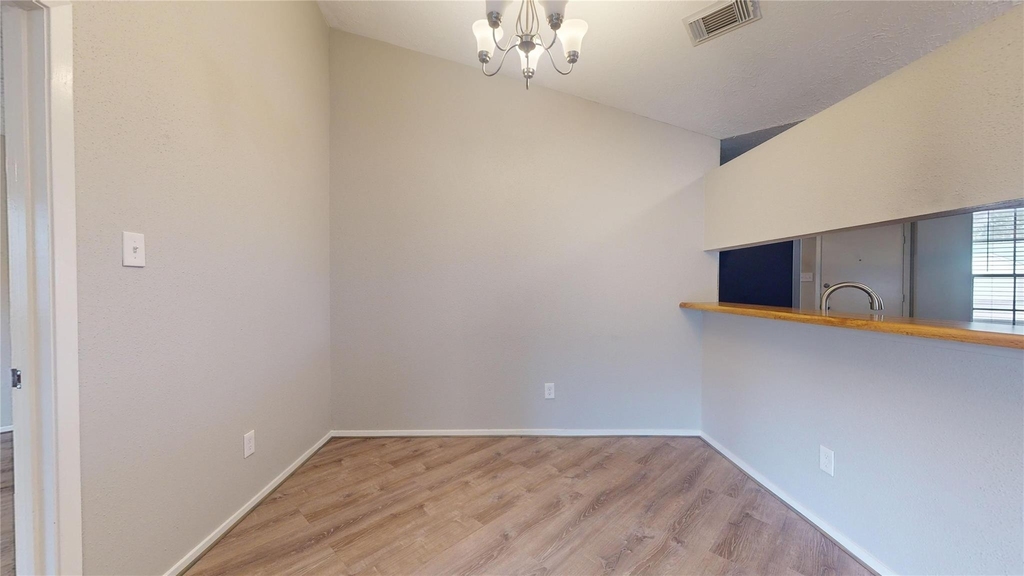 2331 Barrington Place - Photo 12
