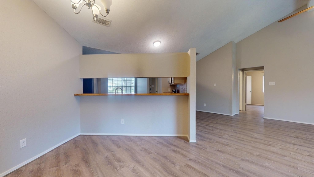 2331 Barrington Place - Photo 13