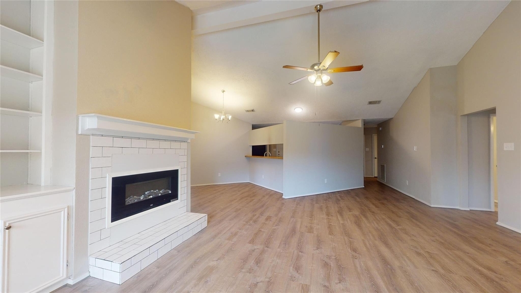 2331 Barrington Place - Photo 10