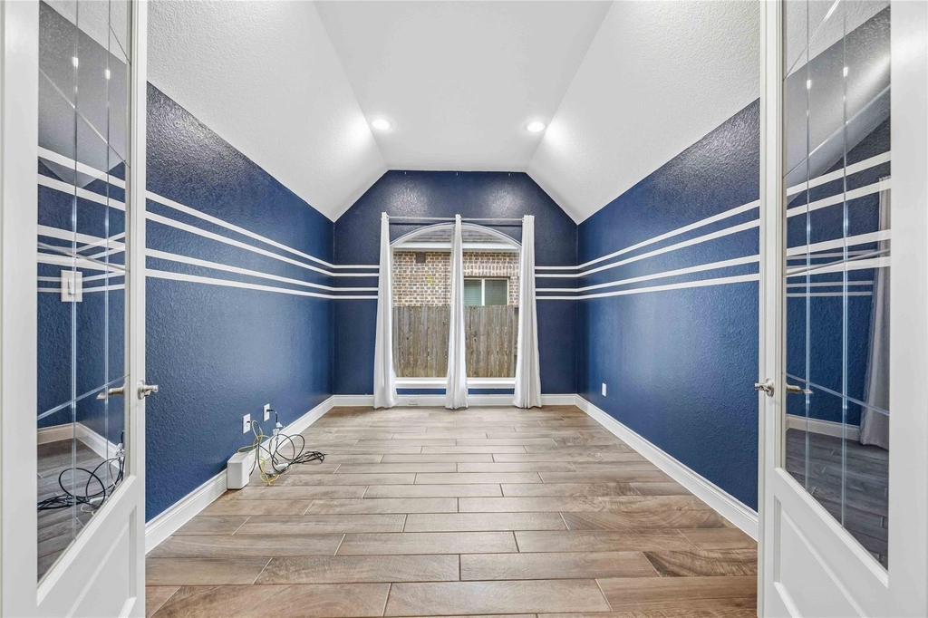 9314 Eckert Road - Photo 14