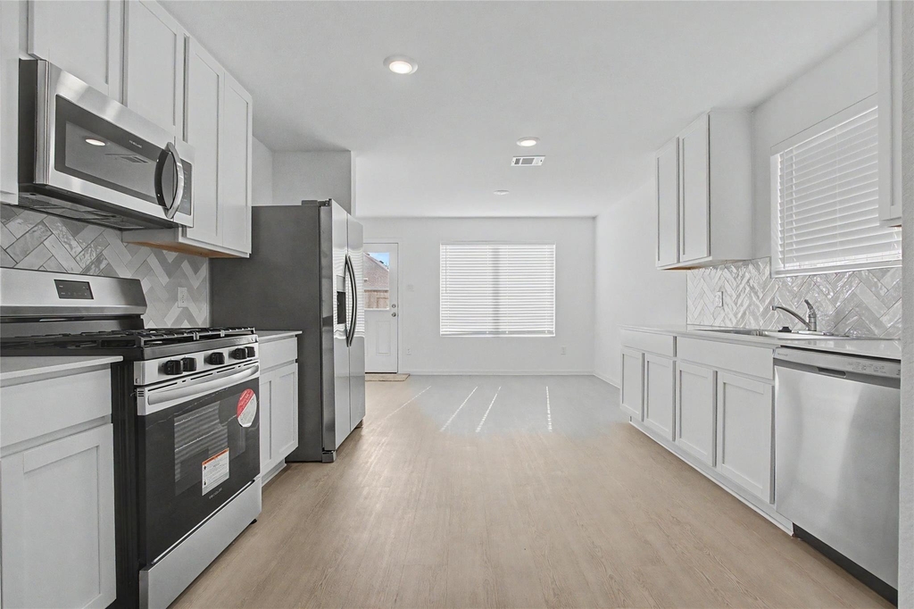 6323 Geyser Starish Drive - Photo 7