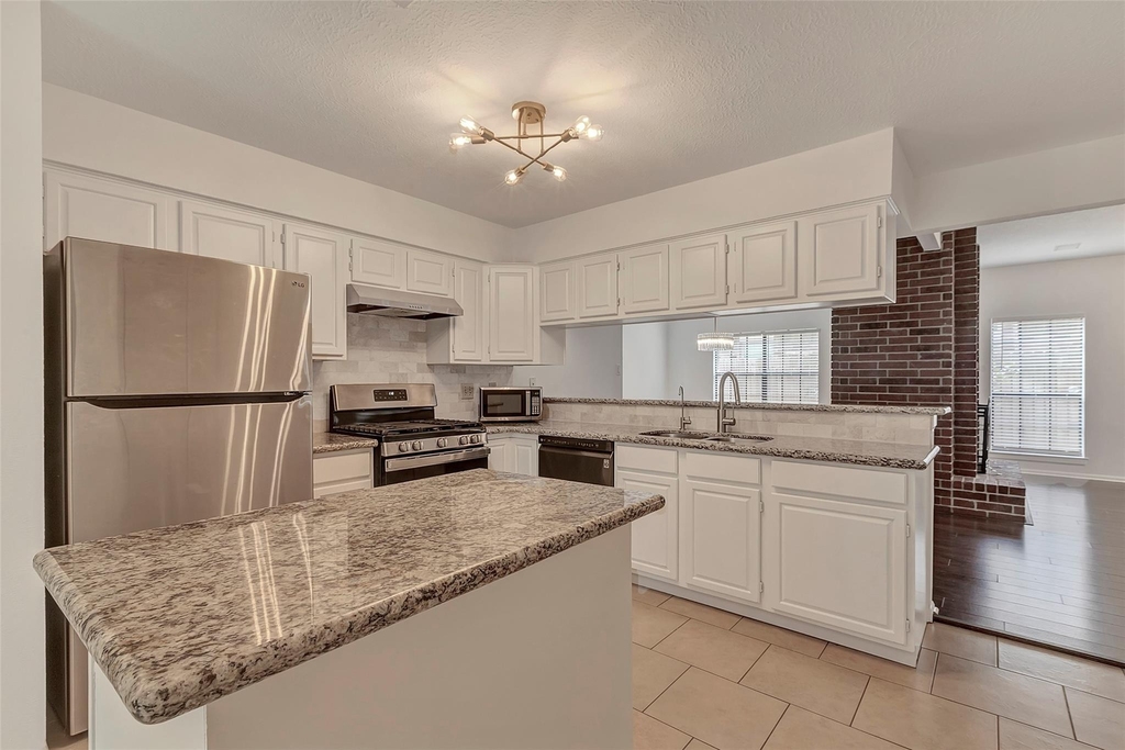 6 Green Slope Place - Photo 18