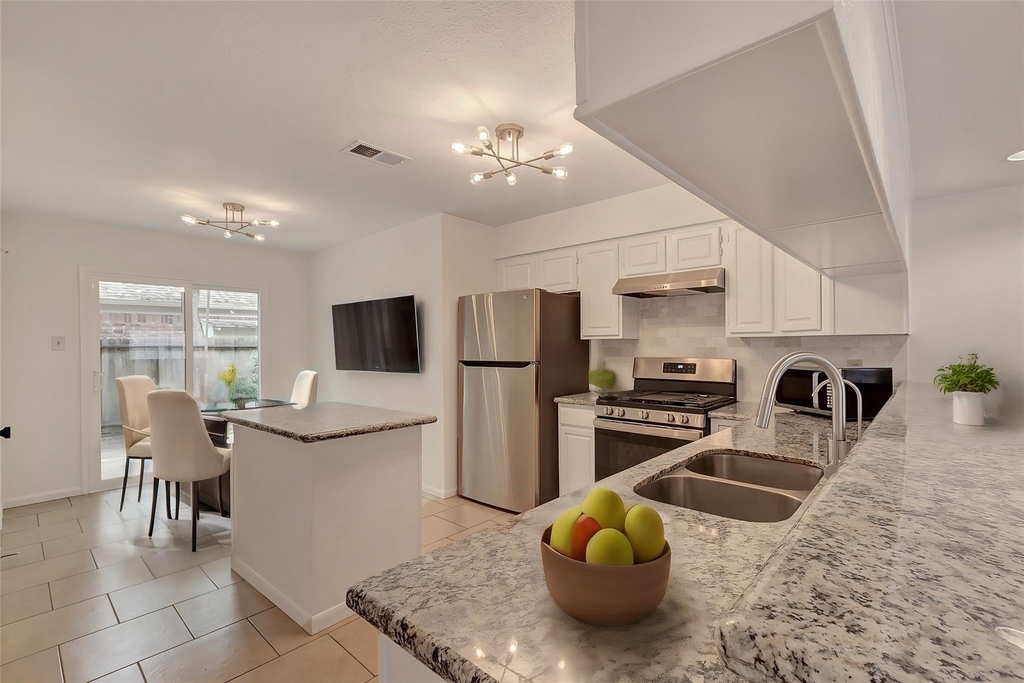 6 Green Slope Place - Photo 15