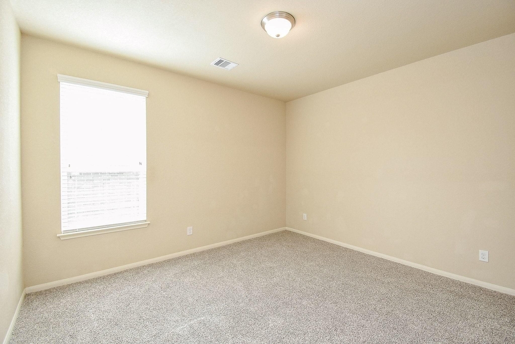4215 Mill Oaks Drive - Photo 19
