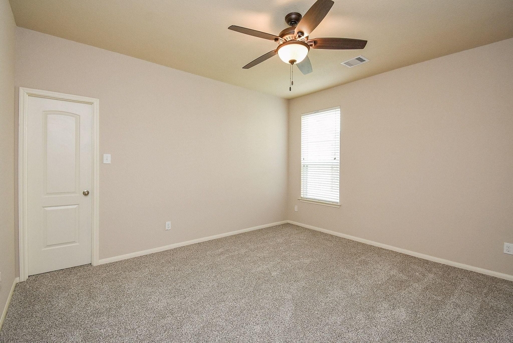 4215 Mill Oaks Drive - Photo 22
