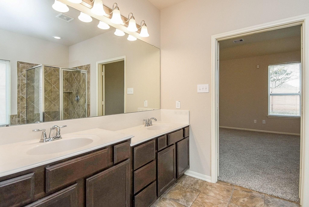 4215 Mill Oaks Drive - Photo 24