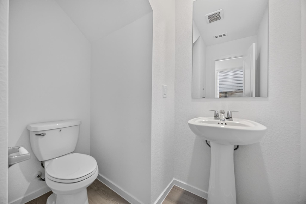 939 Pertuso Lane - Photo 8