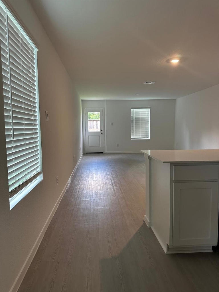 939 Pertuso Lane Lane - Photo 7