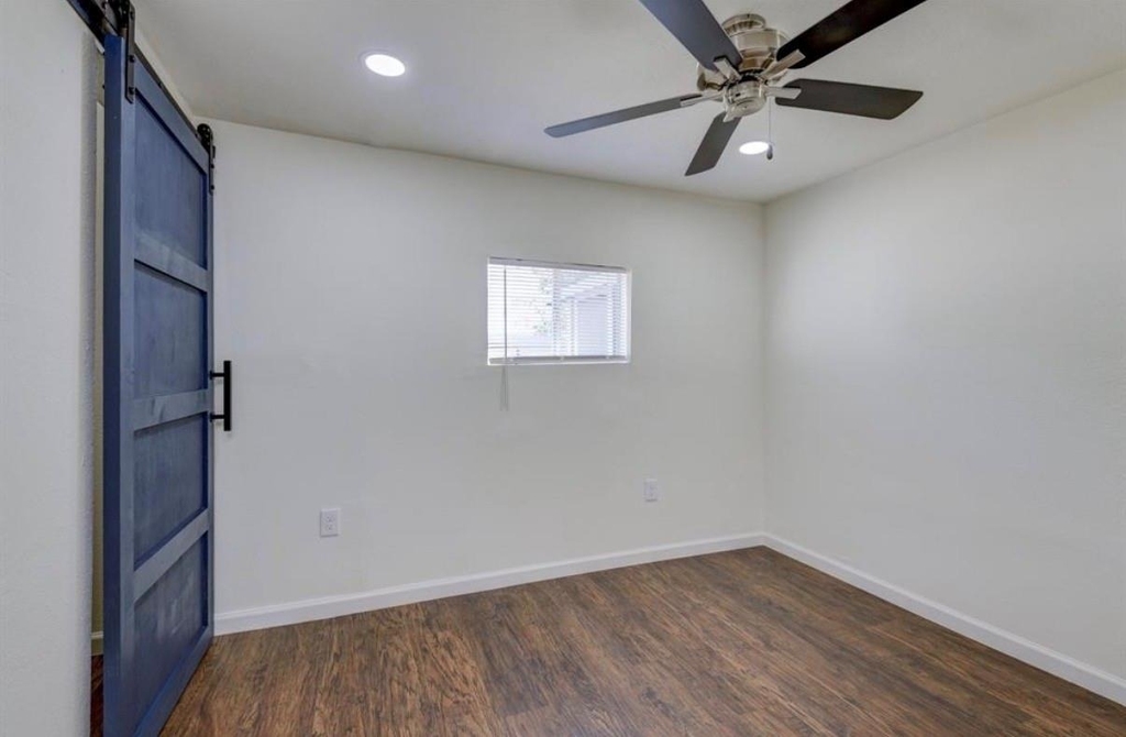 804 Carnegie Street - Photo 16