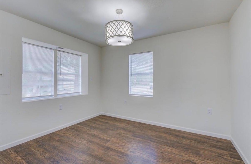 804 Carnegie Street - Photo 14