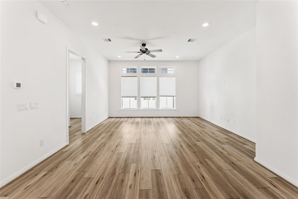 1526 Ojeman Road - Photo 11