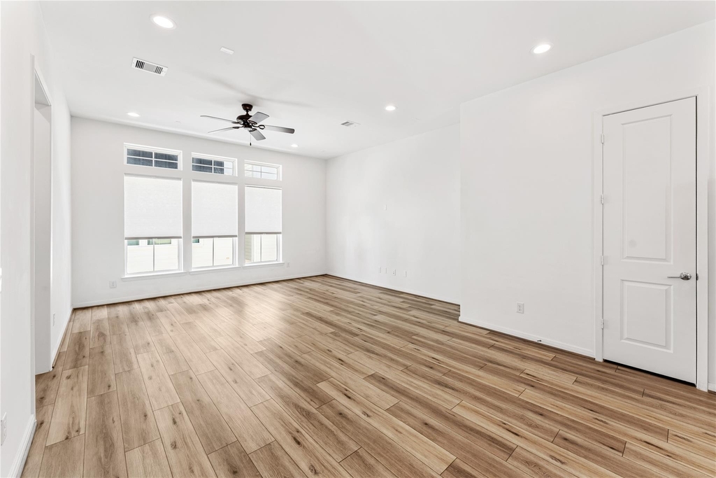 1526 Ojeman Road - Photo 9