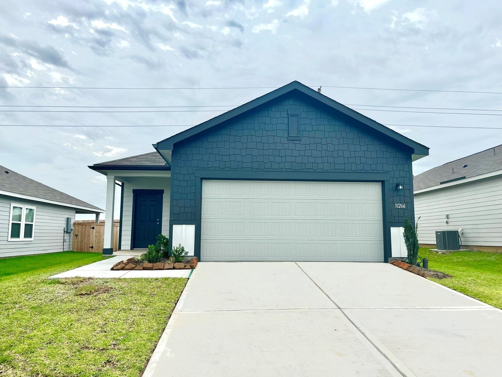 31266 Williams Landing St - Photo 0