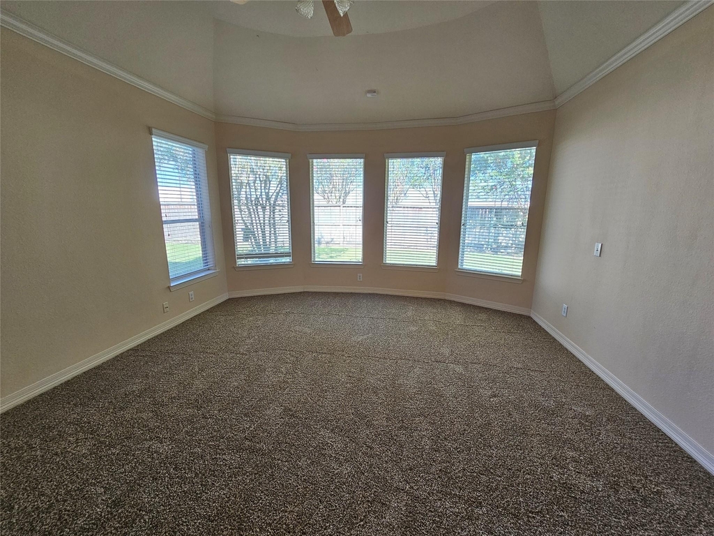 3218 Waters Edge Drive - Photo 16